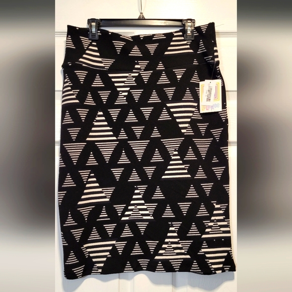 LuLaRoe Cassie skirt size XL - Picture 1 of 2
